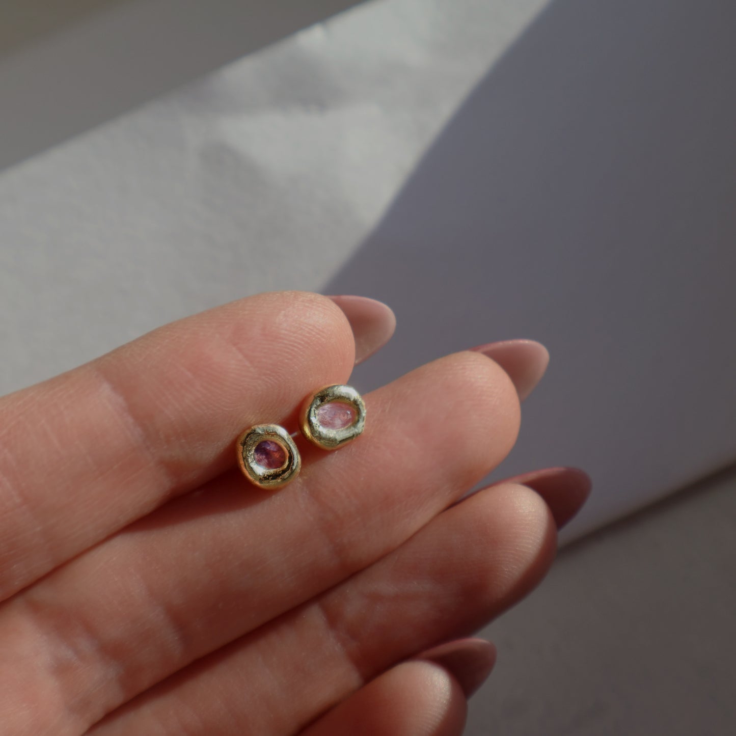 Molten Earrings - 18ct Gold - Pink Sapphire