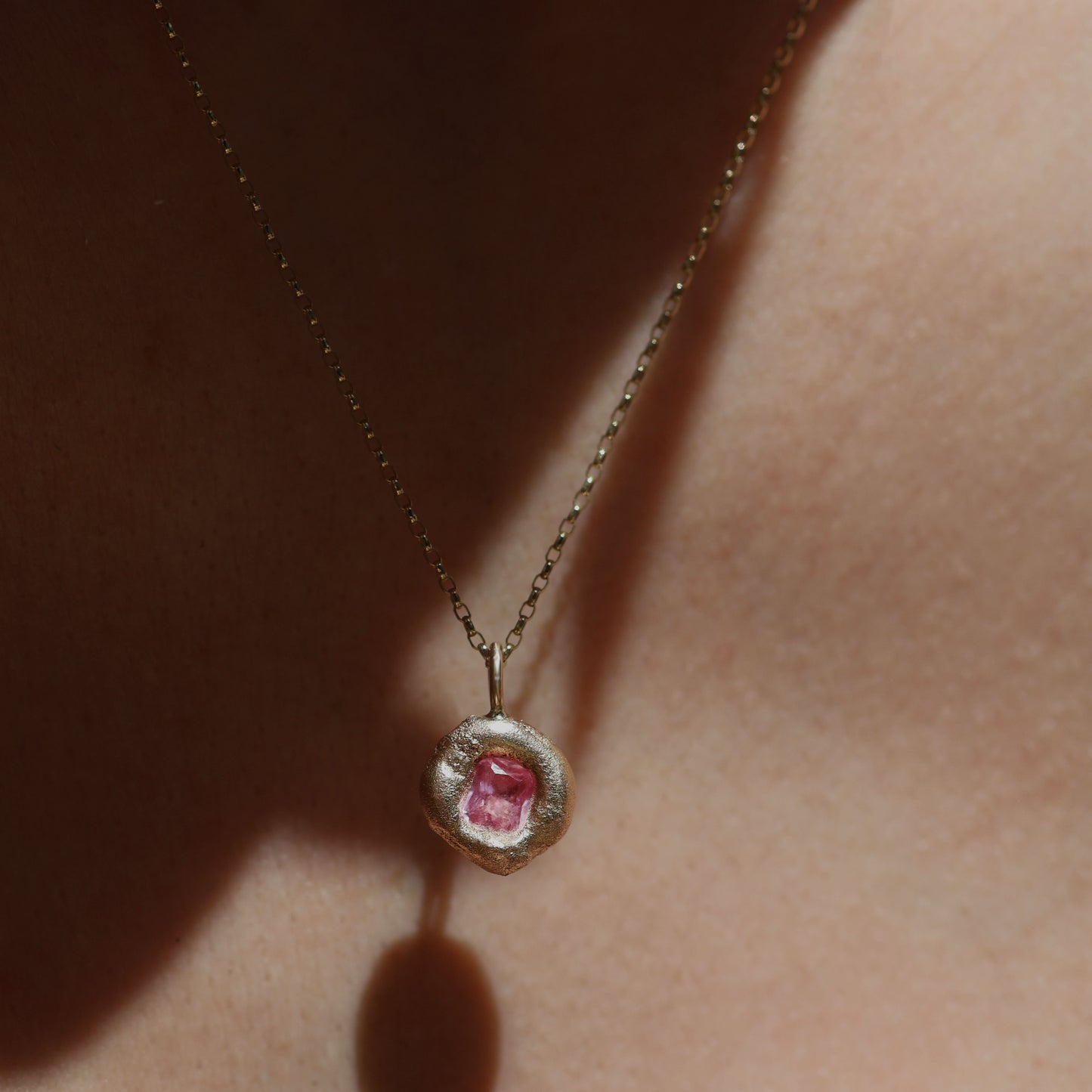Molten Pendant - 9ct Gold - Octagon Pink Sapphire