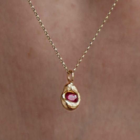 Molten Pendant  - 18ct Gold - Oval Ruby