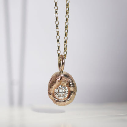 Molten Pendant  - 9ct Gold - 4.2mm Lab Diamond