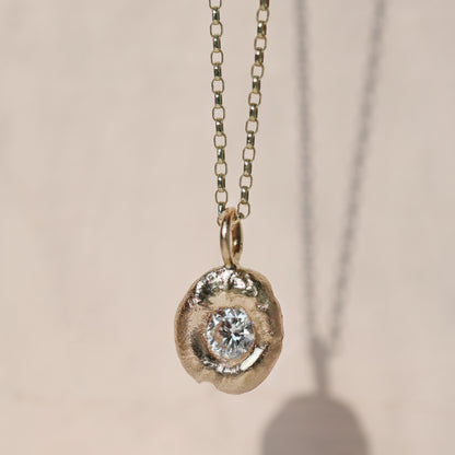 Molten Pendant  - 9ct Gold - 4mm Lab Diamond