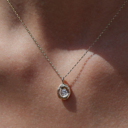 Molten Pendant  - 9ct Gold - 4mm Lab Diamond