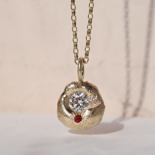 Molten Pendant  - 9ct Gold - 4mm Lab Diamond with Red Spinel