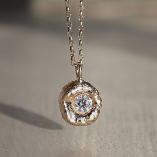 Molten Pendant  - 9ct Gold - Round Lab Grown Diamond
