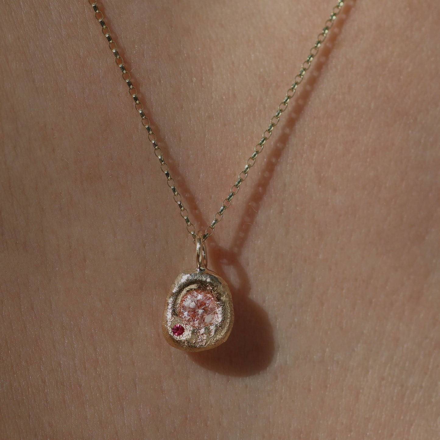Molten Pendant  - 9ct Gold - 4mm Pink Diamond and Red Spinel
