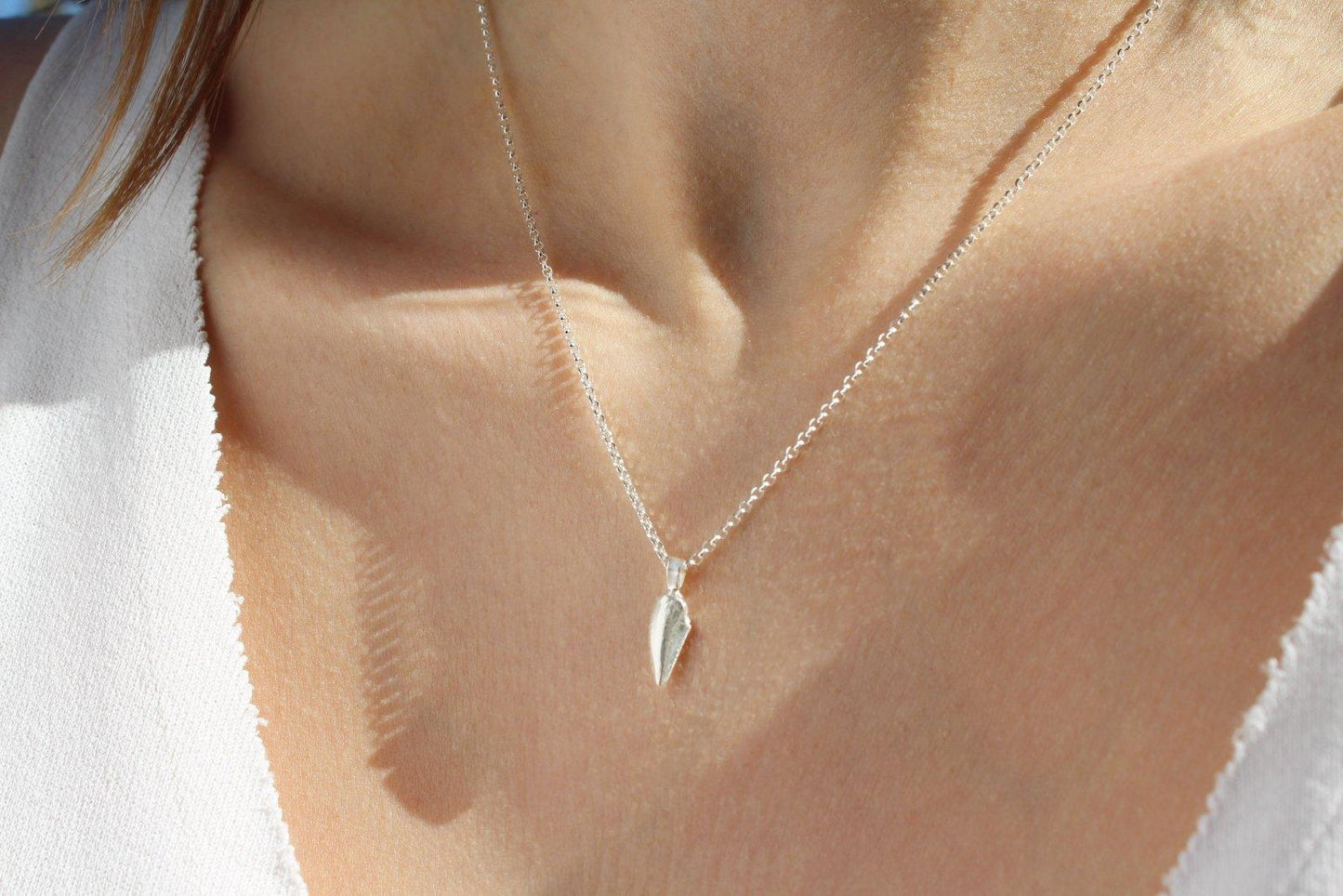 Raptor Tooth Necklace - Silver - Brotheridge